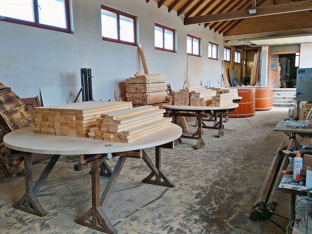 Fabrica de ciubăre din lemn